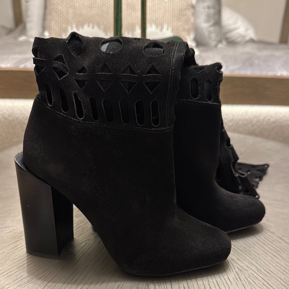 Jeffrey Campbell Black Over-the-Knee Boots with Chunky Heel - Picture 3 of 9